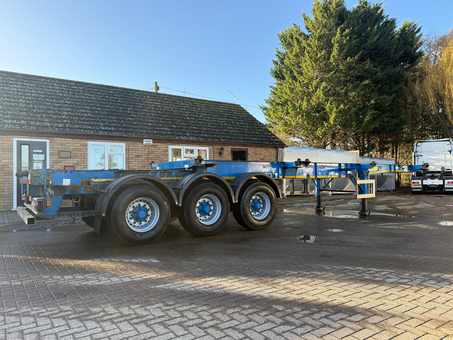 Montracon 2014 Sliding Skelly