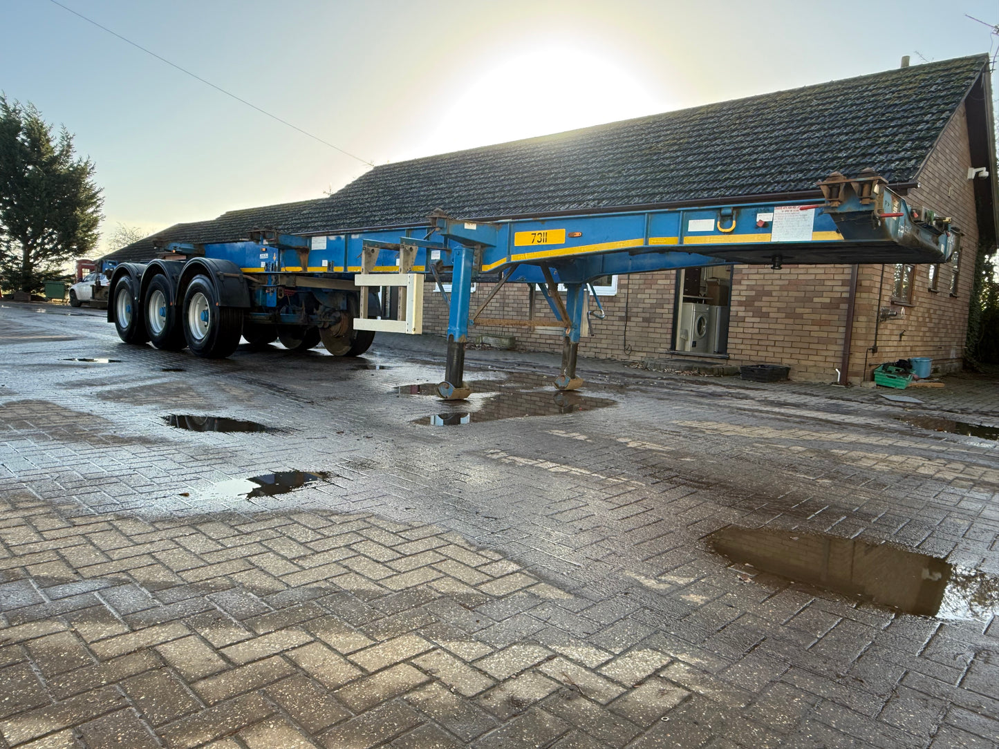 Montracon 2014 Sliding Skelly