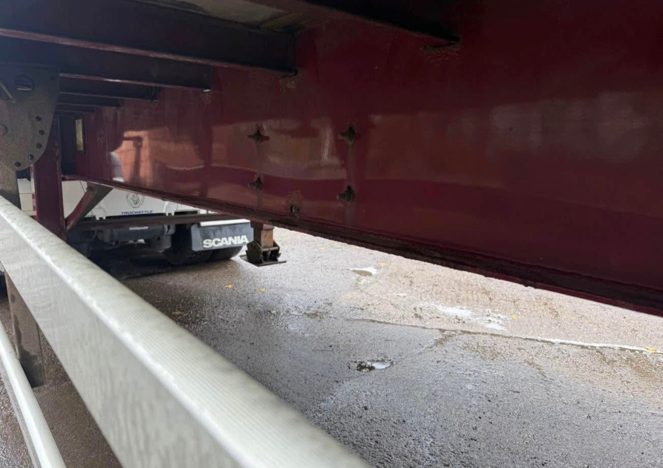 Lawrence David Curtainside