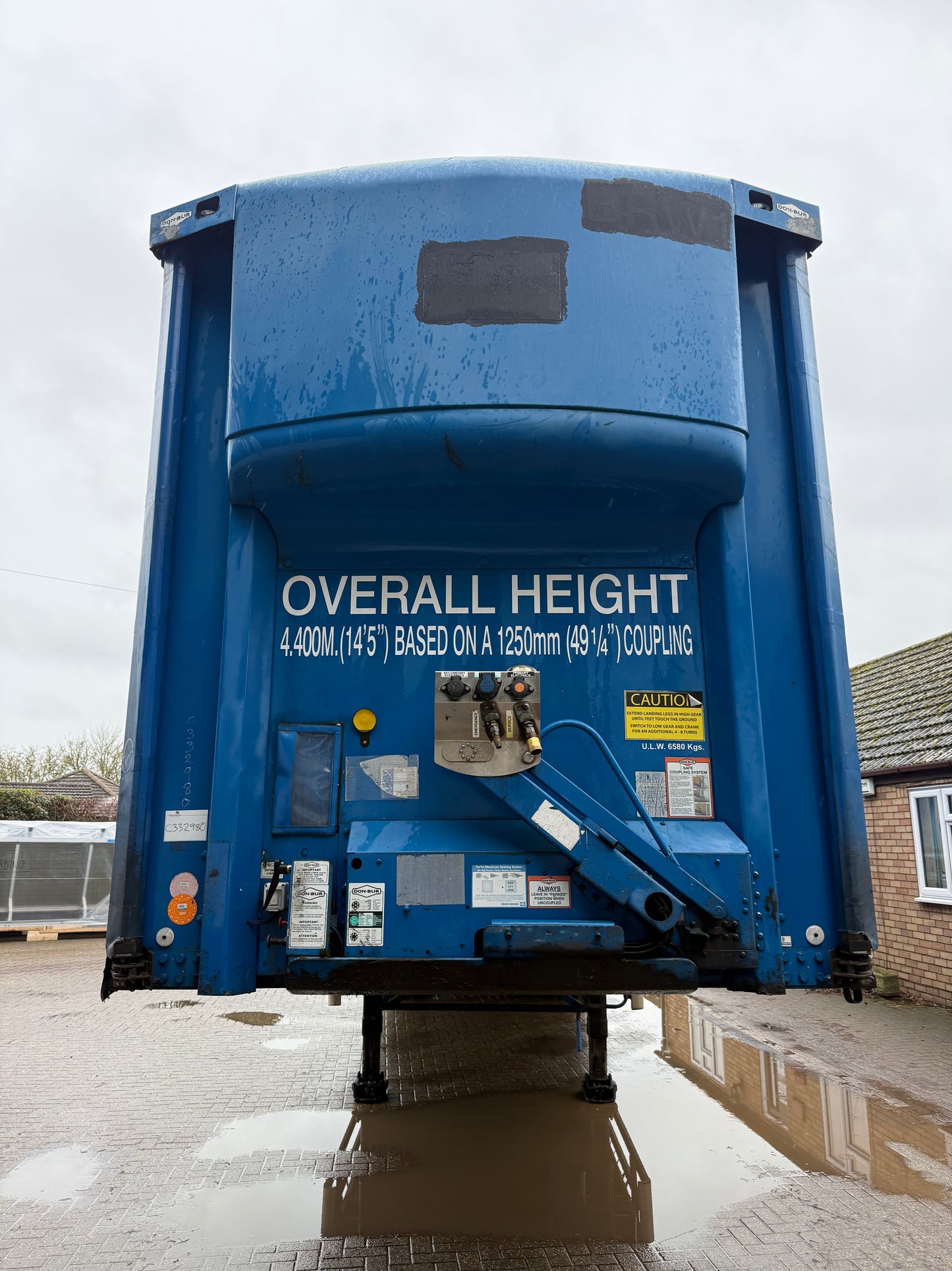 DonBur Curtainside Trailer