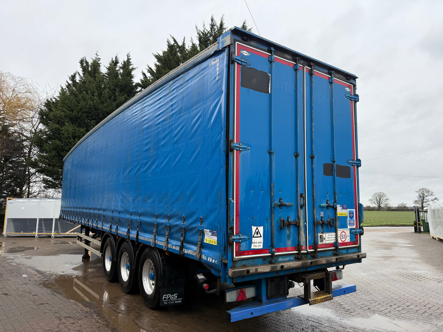 DonBur Curtainside Trailer